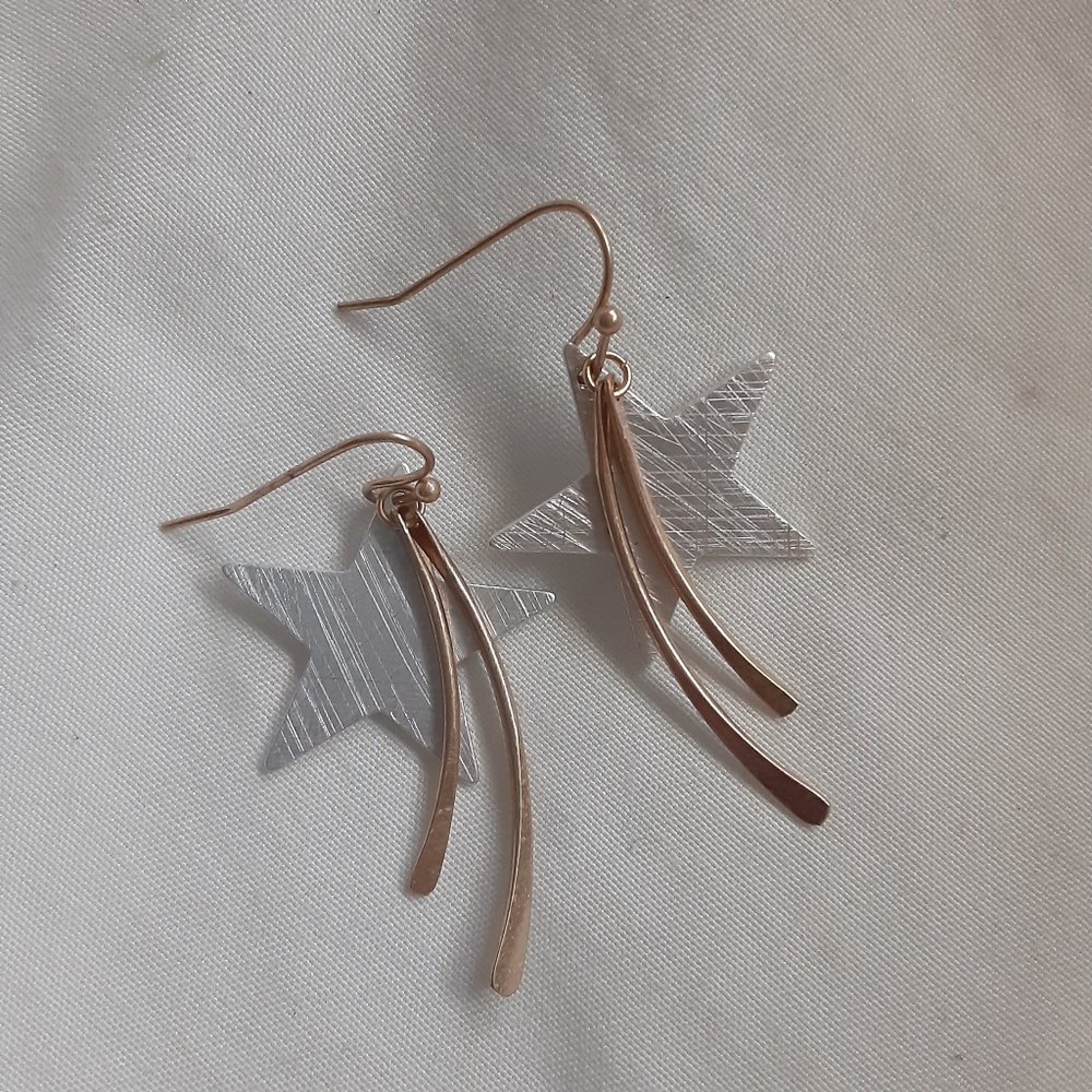 Shooting Stars Dangle Earrings